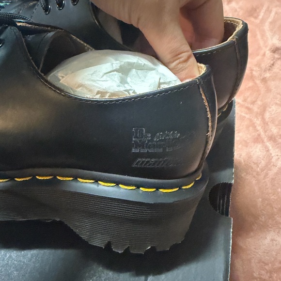 Dr. Martens X MadeMe Oxford’s - Picture 4 of 7